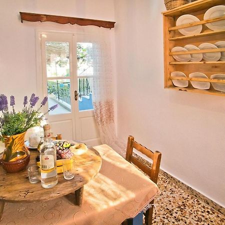 Petroula Apartments Emborios Екстериор снимка