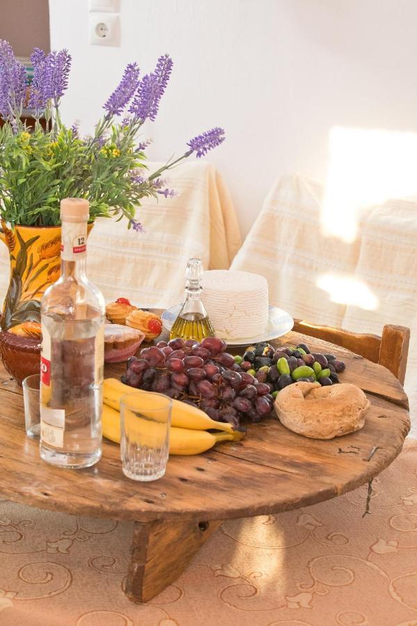 Petroula Apartments Emborios Екстериор снимка